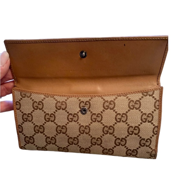 Gucci GG Signature Long Wallet - Picture 3 of 12